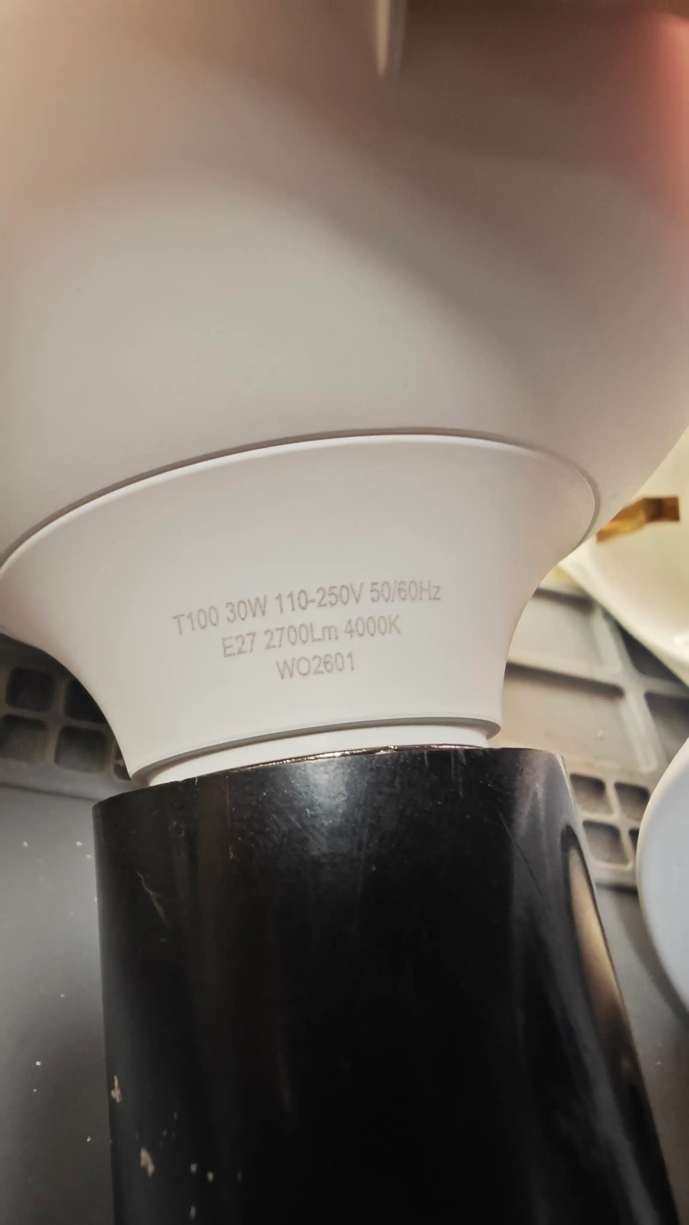 LED лампа TESS 30 Вт E27, энергоэффективность A+, 3 режима света, 80 Ra