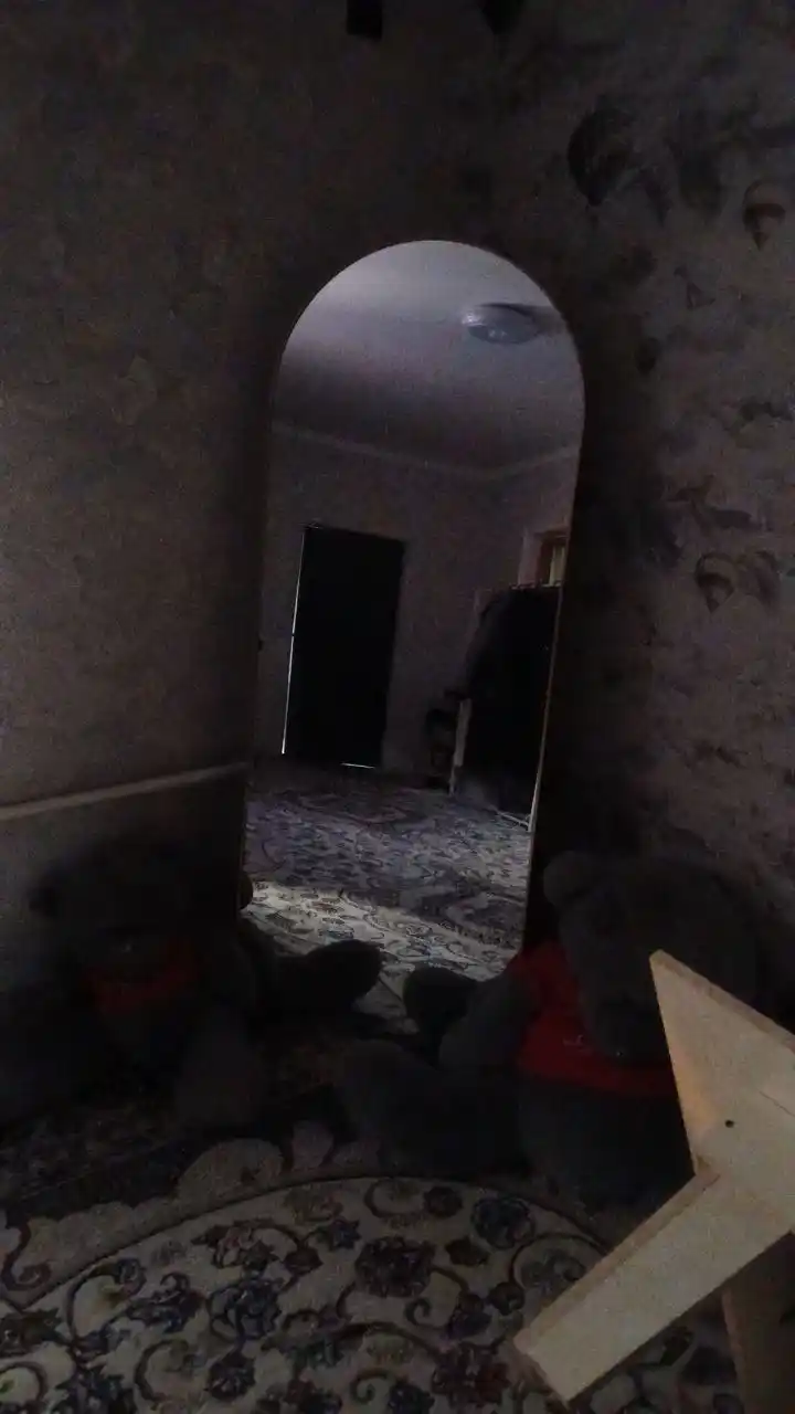 Po'lda turadigan oyna, kengligi 60 sm, balandligi 170 sm