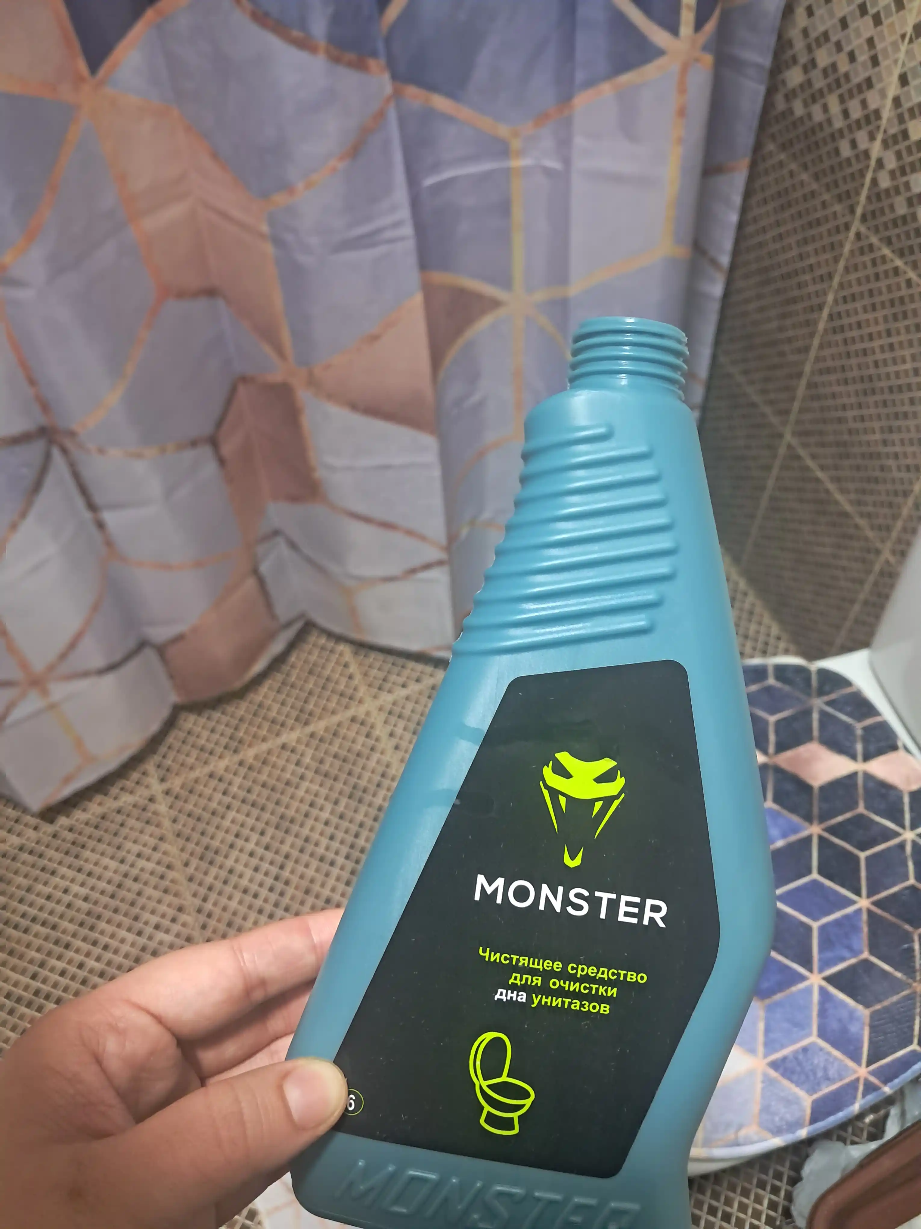 Чистящее средство для унитаза Monster