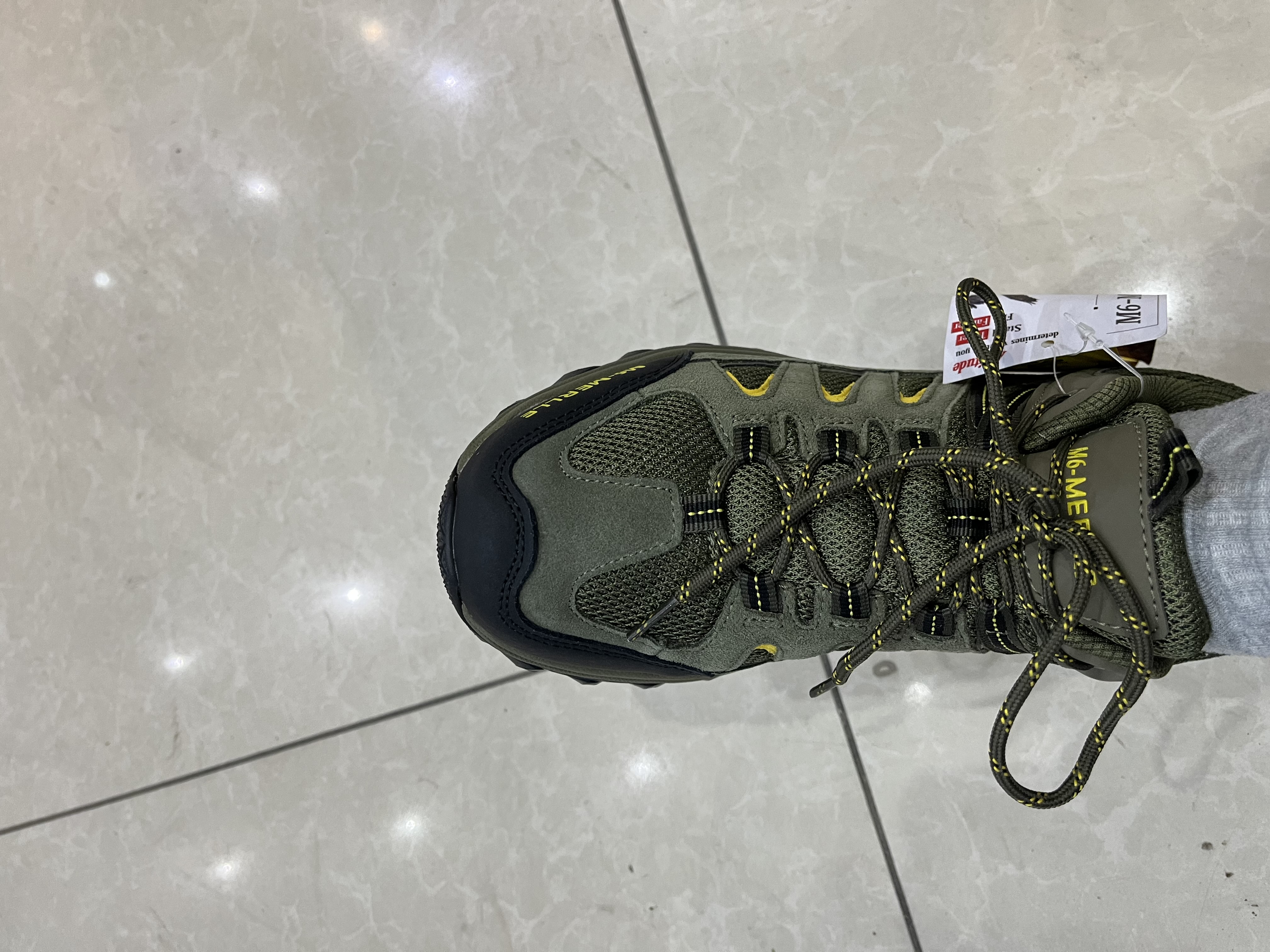 Erkaklar uchun trekking botinkalar M6-Merlle