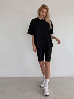 Qora