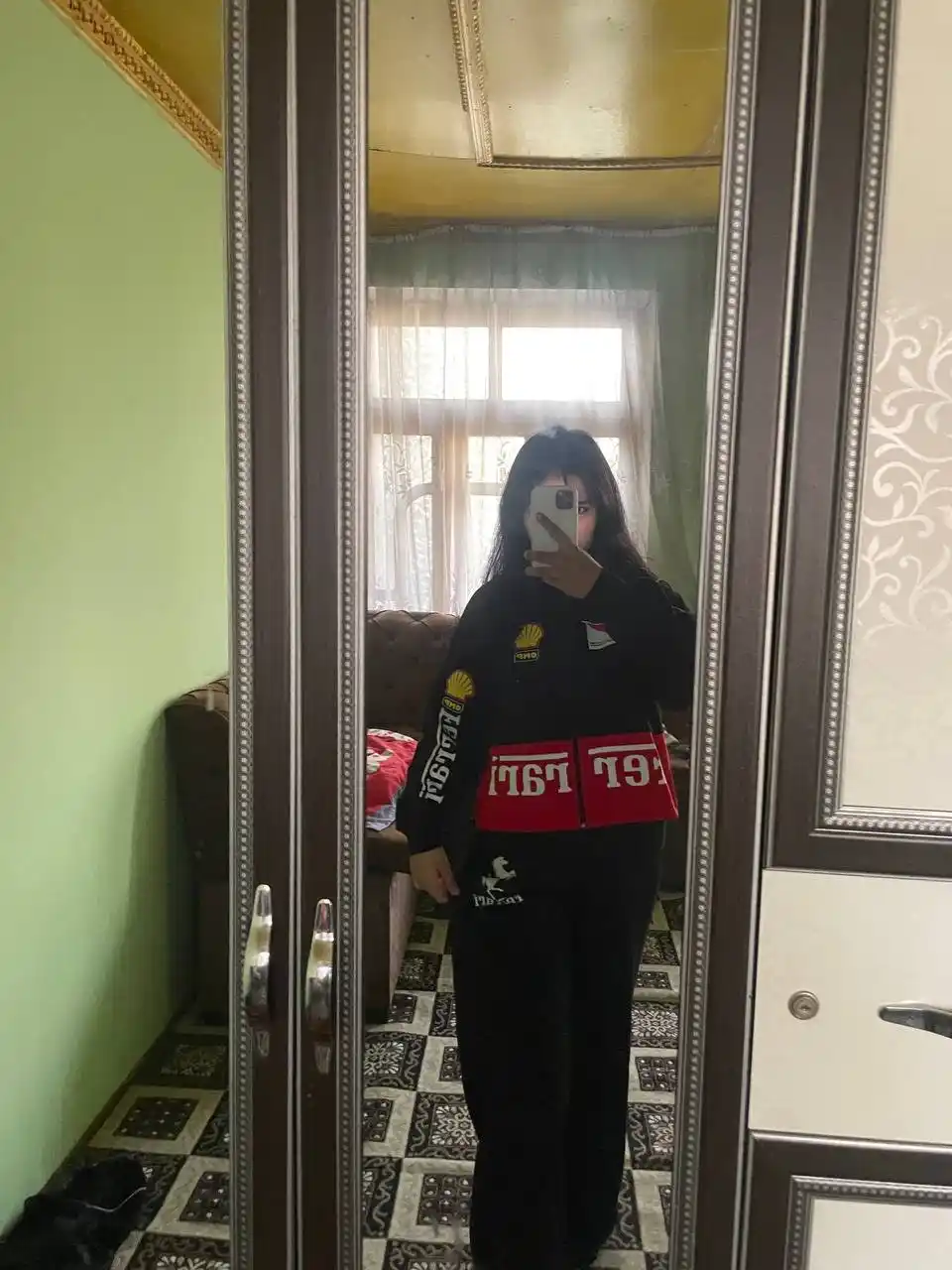 Dvoyka, ayollar sport kostyumi