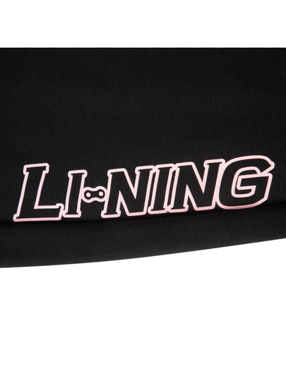 AT DRY va AT STATIC texnologiyalari bilan jihozlangan Li-Ning YKLW010 shimlari