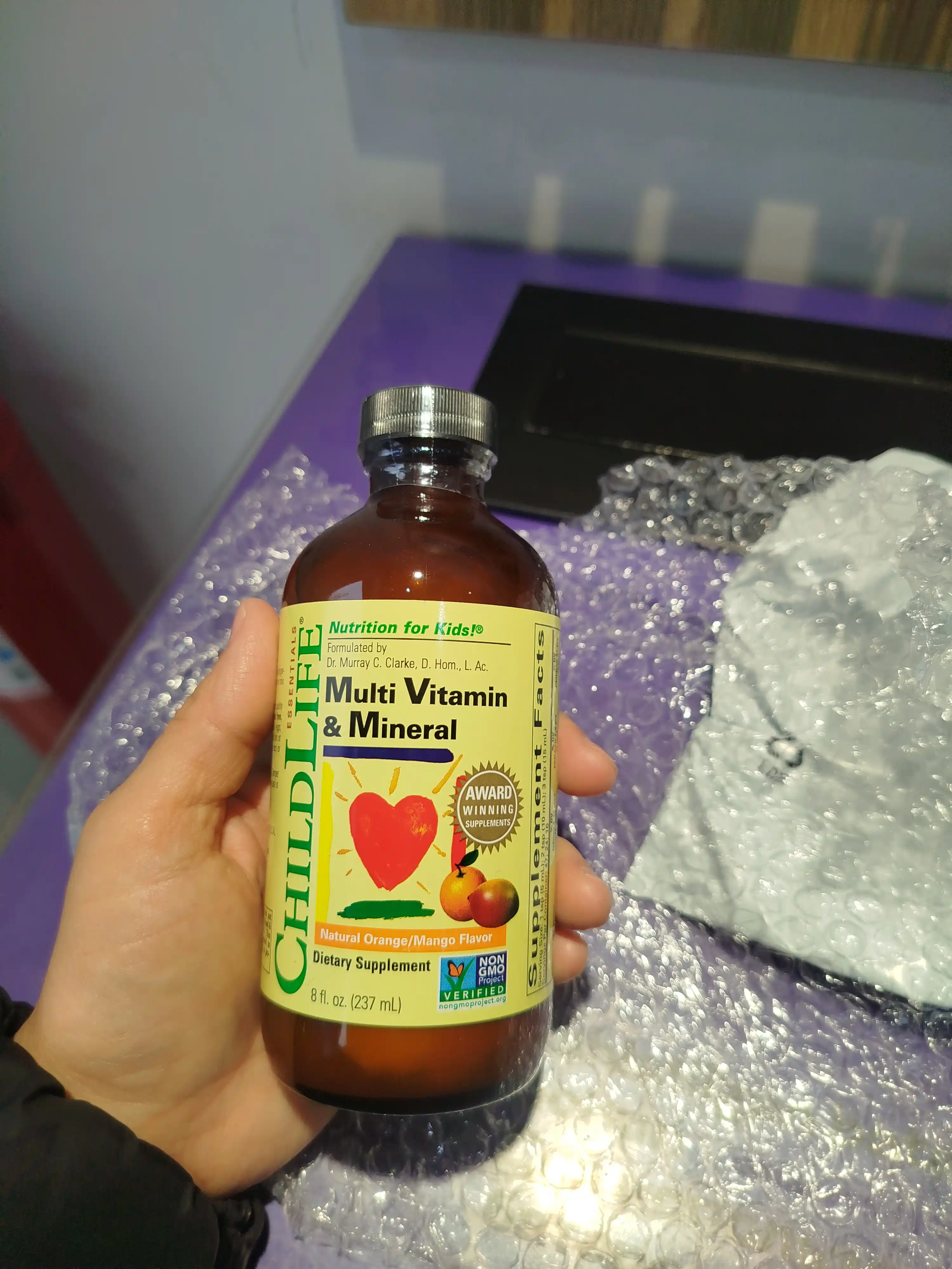 Childlife Essentials, мультивитамины и минералы со вкусом апельсина и манго, 237 мл