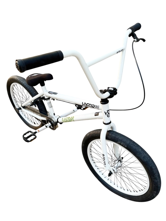 BMX велосипед — яркие трюки, максимум драйва