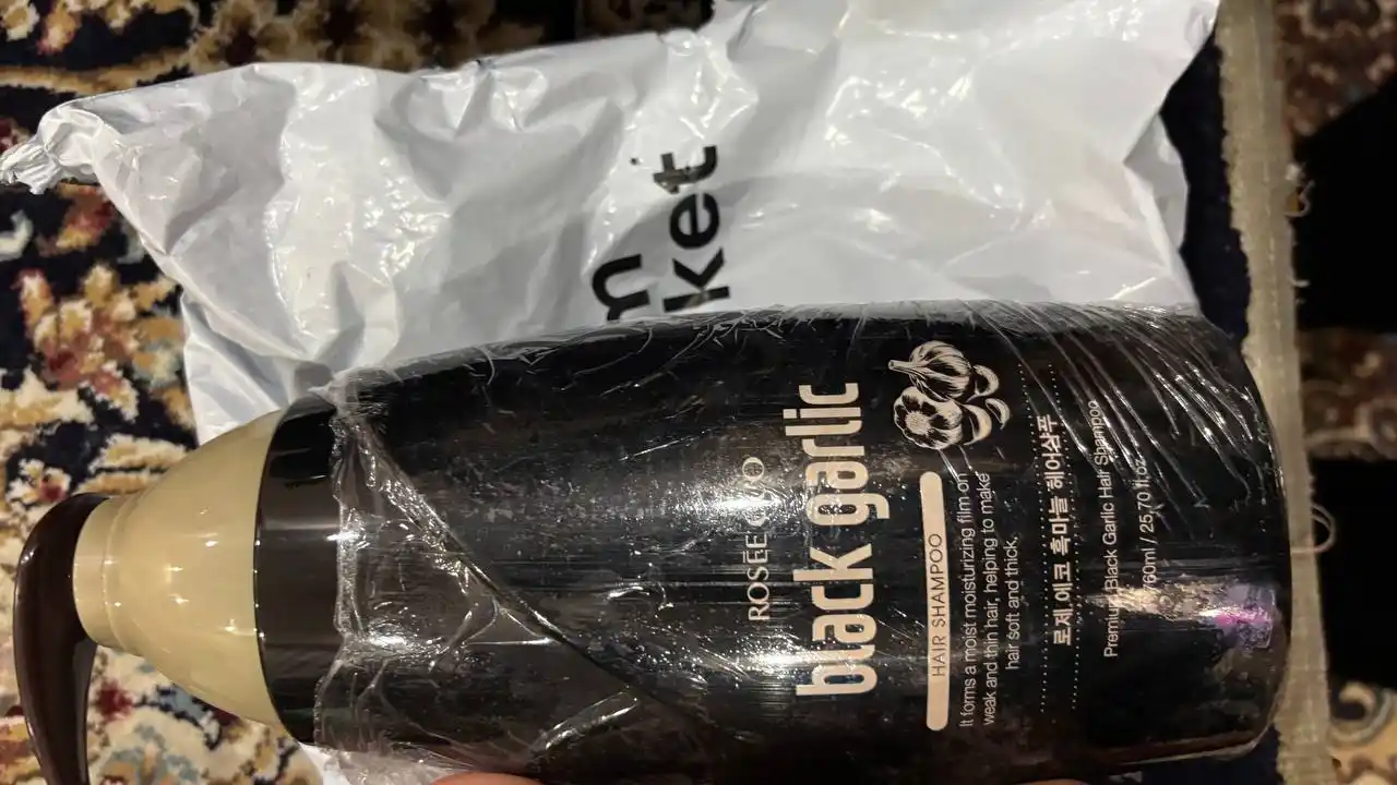 Шампунь с чёрным чесноком Rosee Eco Black Garlic Premium Hair Shampoo, 760 мл