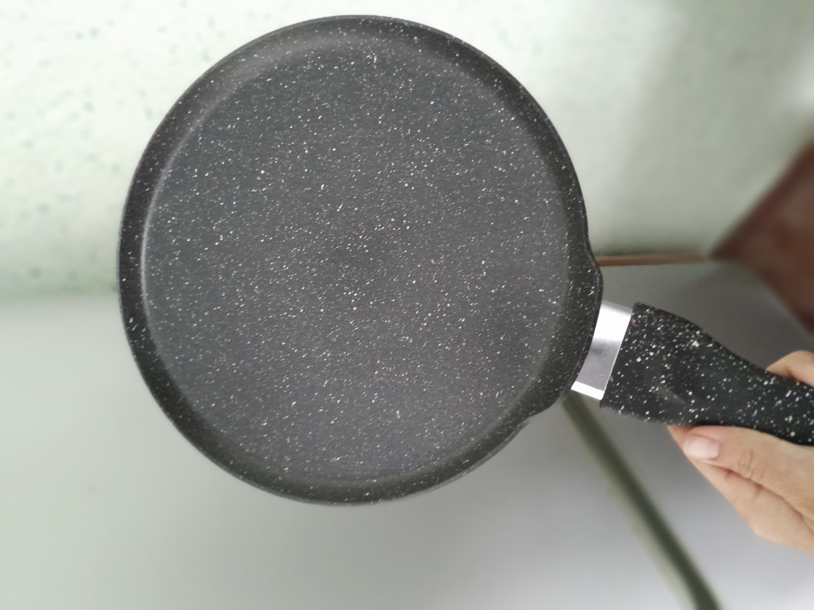 Blinchik va oladiya uchun tova, yopishmaydigan ishlab chiqaruvchisi, 22 sm, 24 sm, 26 sm