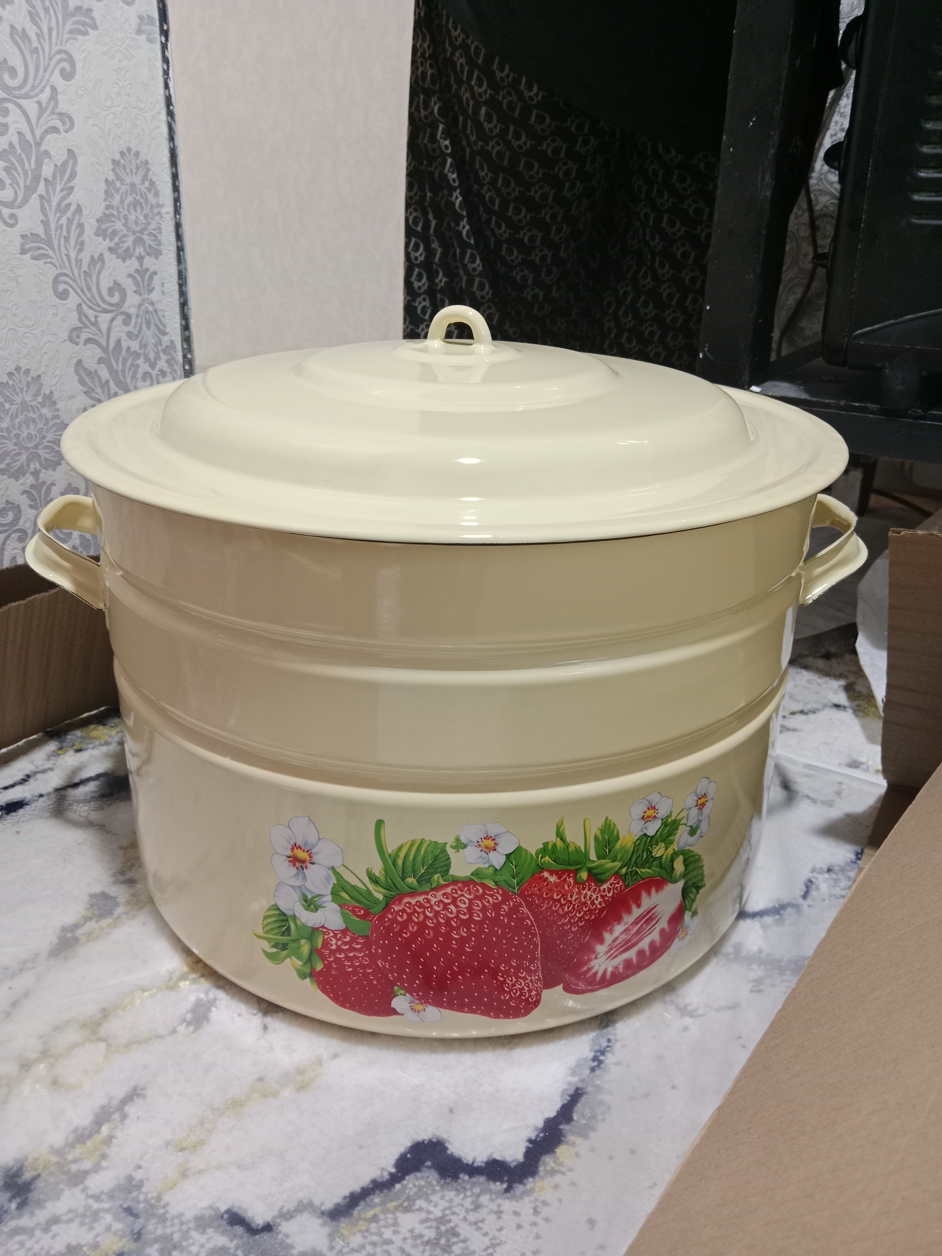 Кастрюли эмалированные с крышкой, кастрюли для кухни, кастрюли с крышкой, кастрюли