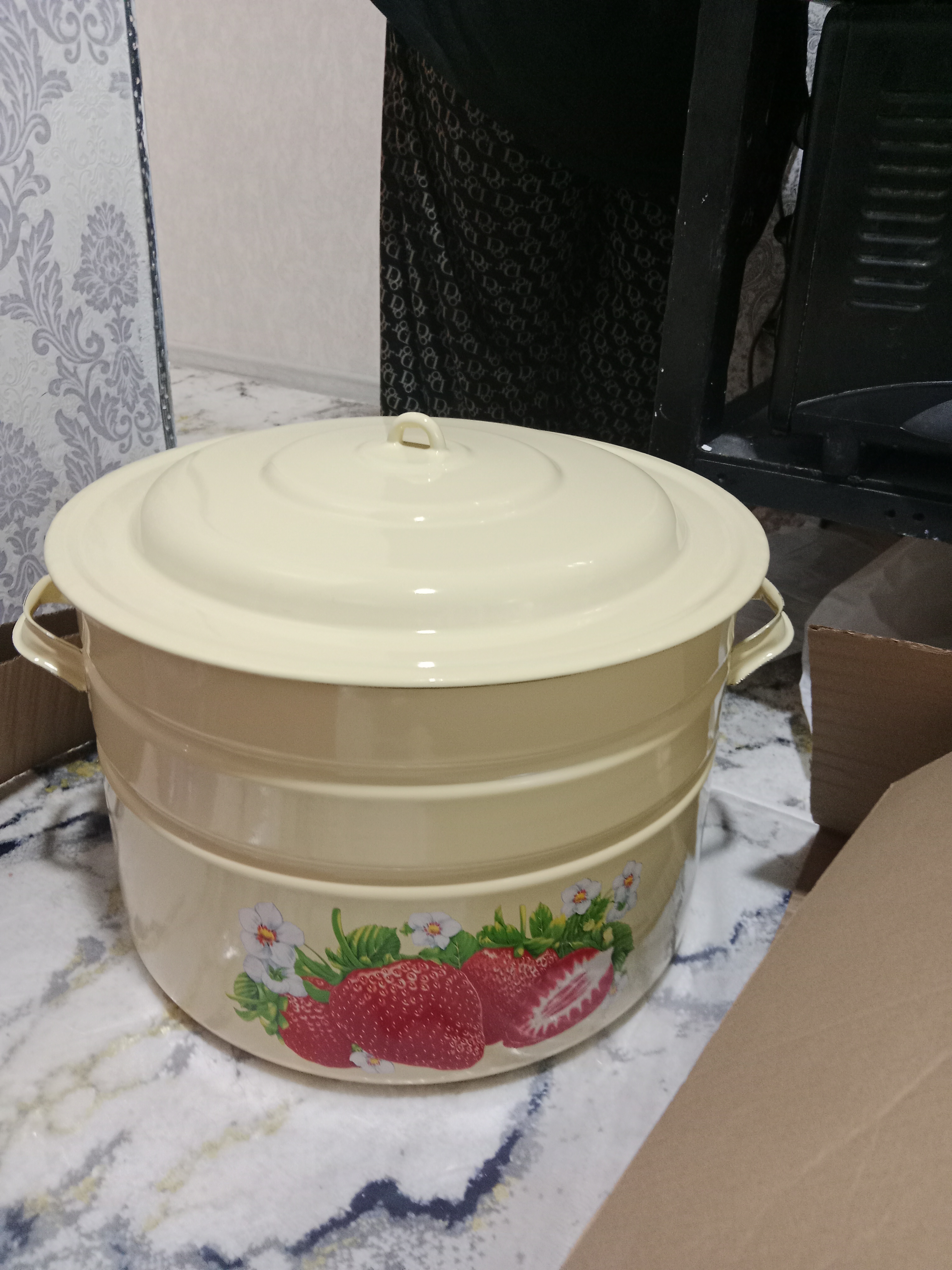 Кастрюли эмалированные с крышкой, кастрюли для кухни, кастрюли с крышкой, кастрюли