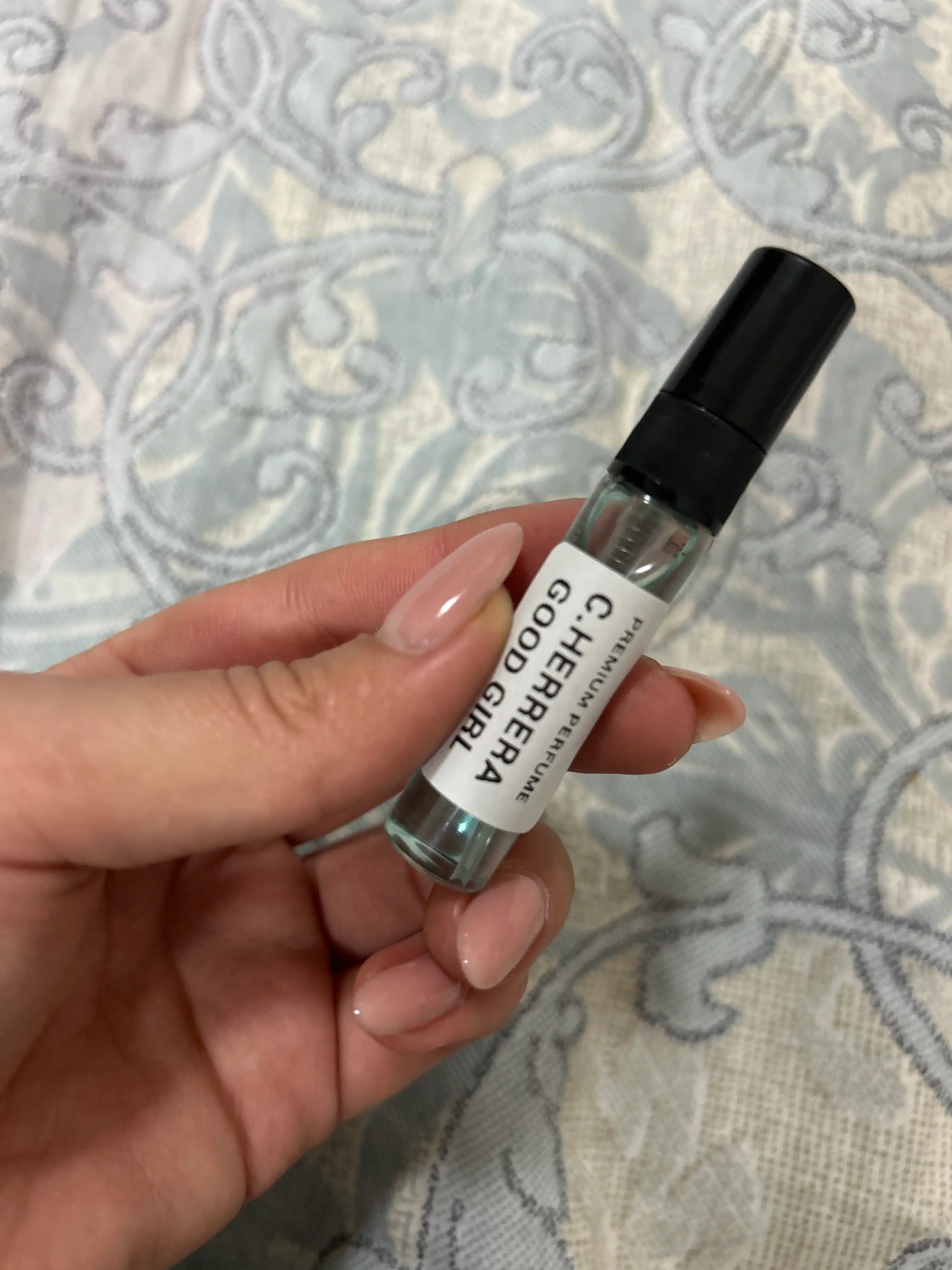 Духи Carolina Herrera Good Girl для женщин