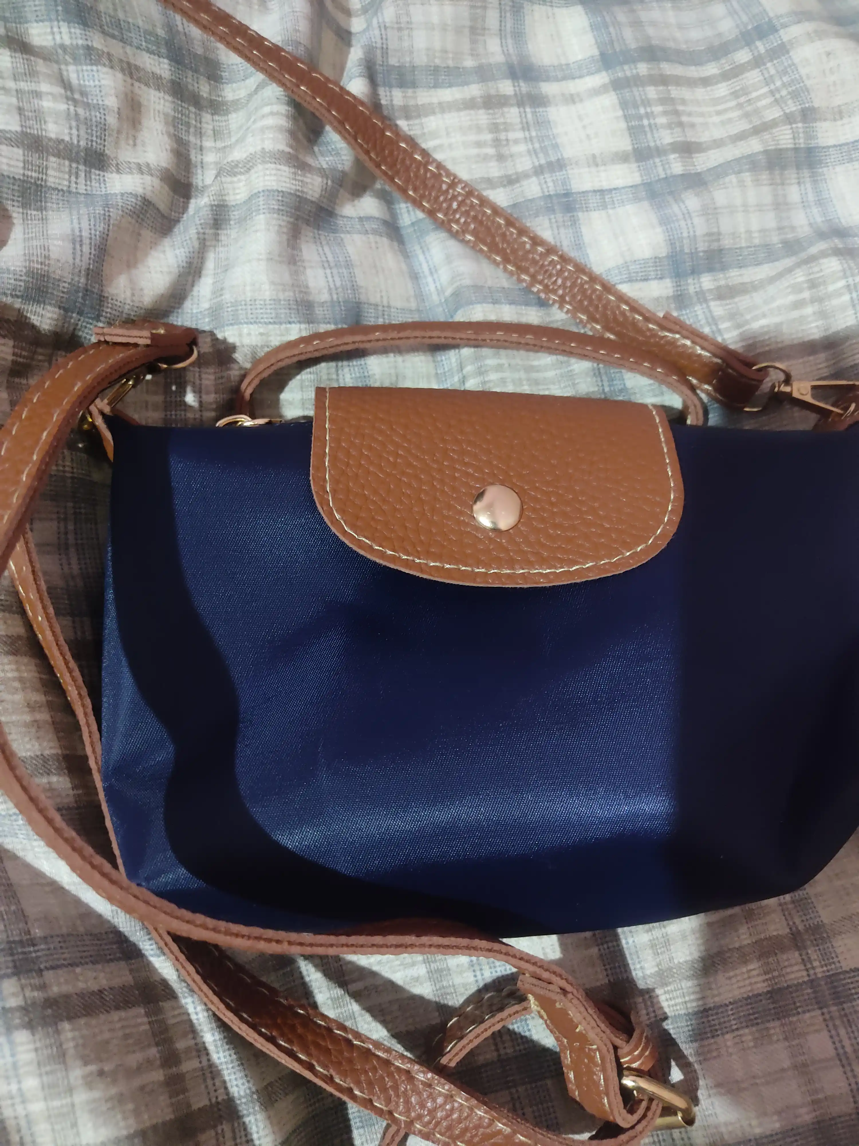 Ayollar uchun mini sumka Longchamp