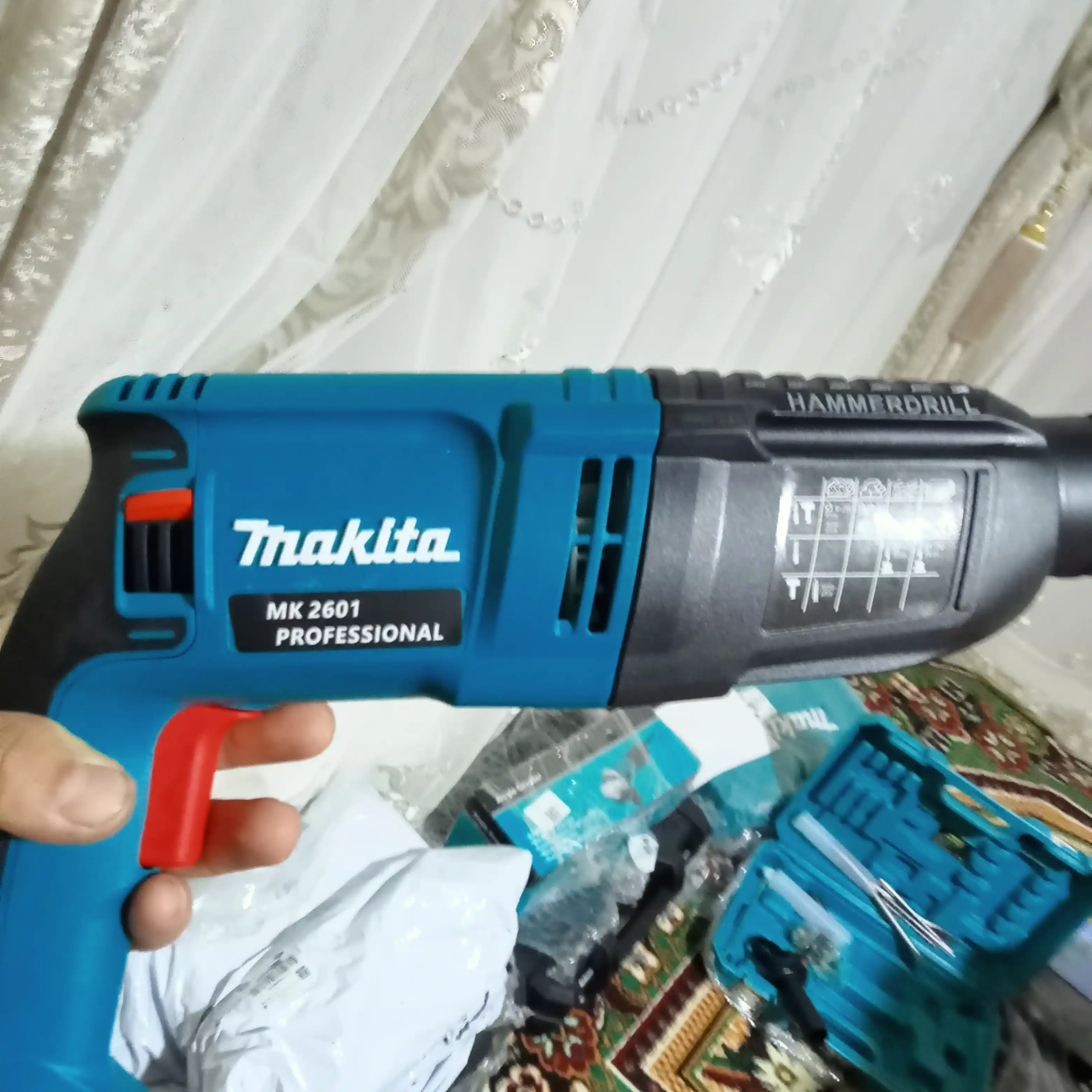 Перфоратор MK 02-26 SDS PLUS, 26 мм, 800 Вт, 900 об/мин, 5 буров в комплекте