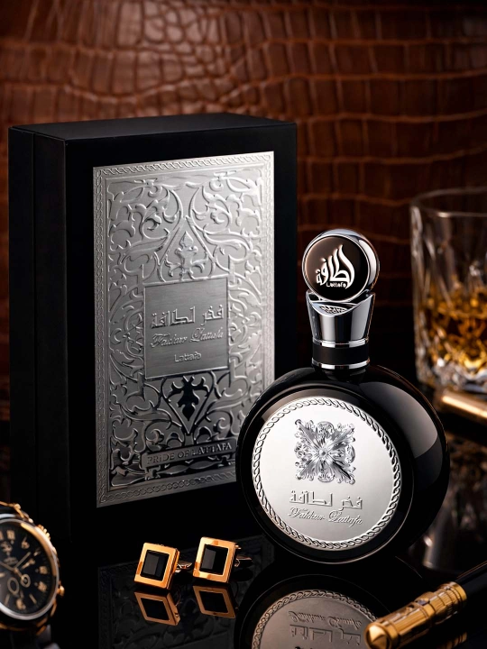 Fakhar Black Lattafa erkaklar uchun atir suvi, 100 ml - 