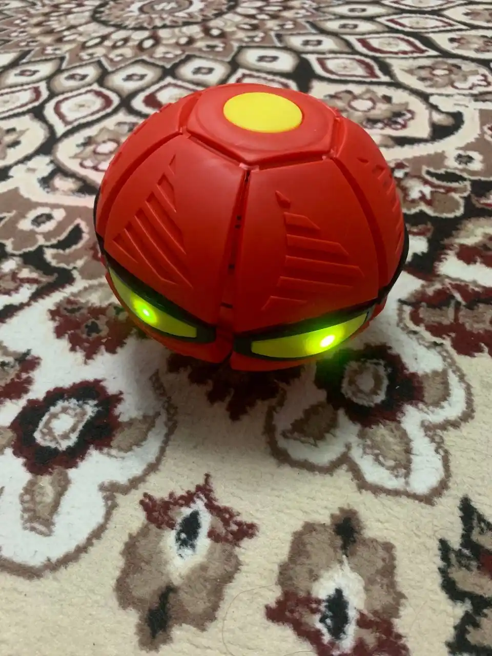 Uchar to'p, transformer, frisbi