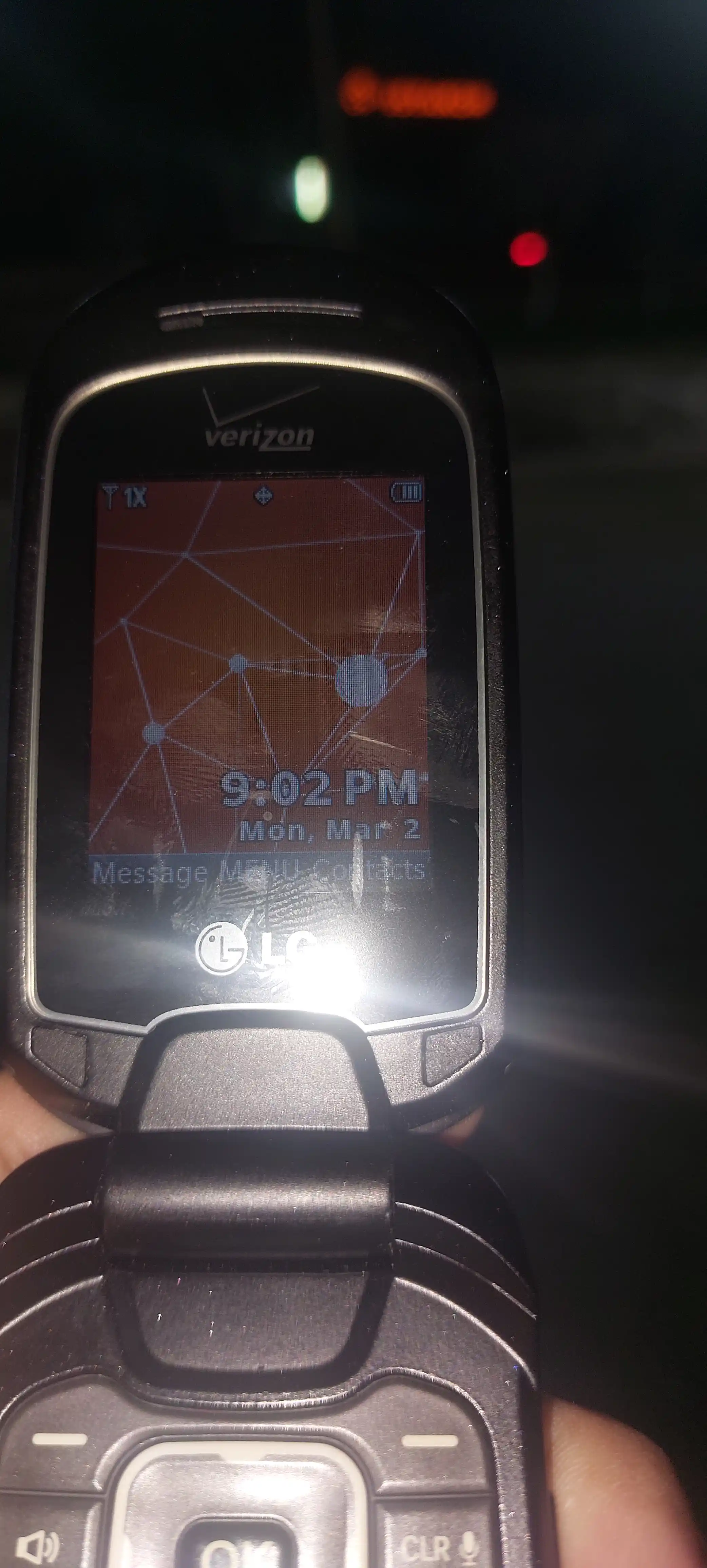 Tugmali telefon LG VN 150 Verizon CDMA Perfectum Restovratsiya