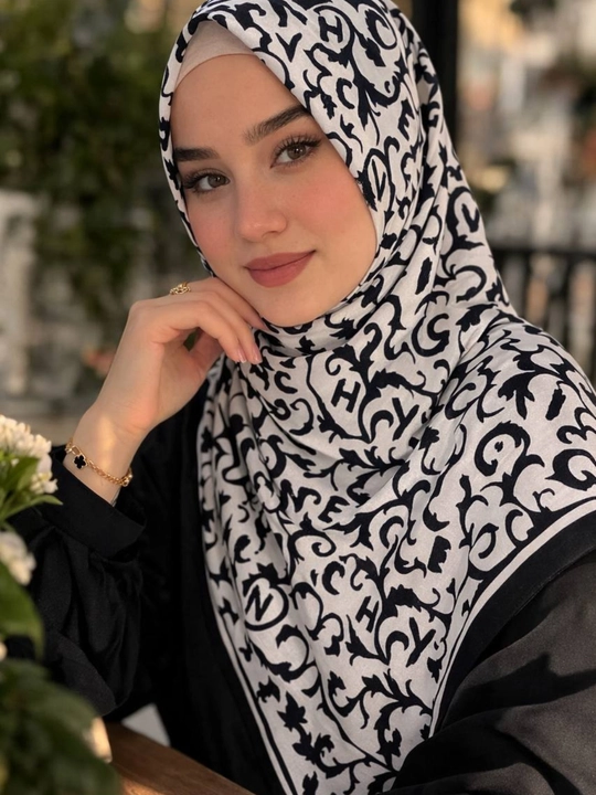 Ayol va qizlar uchun ro`mol, sharf, xijob, o`lchami 90*90