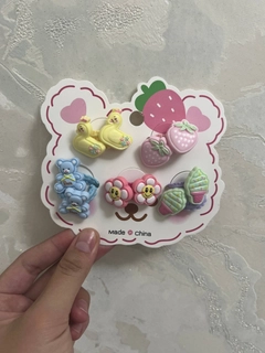 Желтый