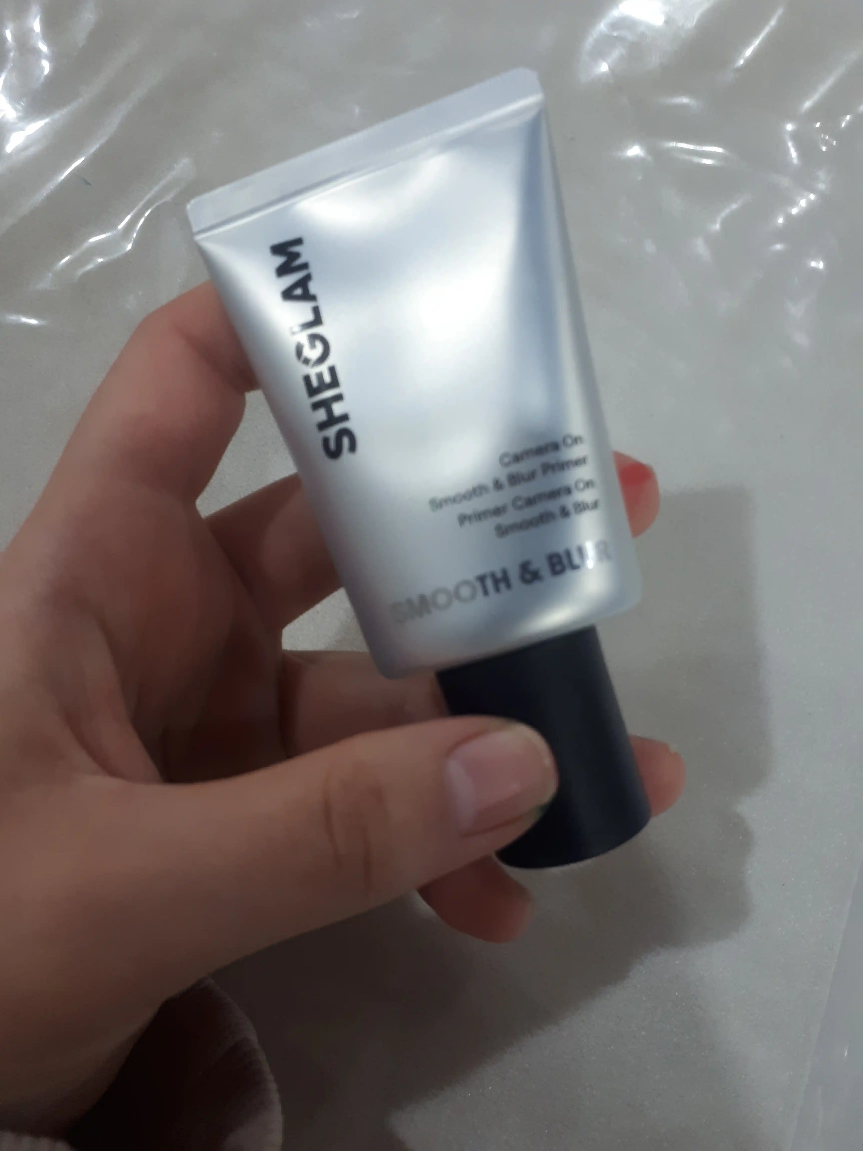 Sheglam Camera On Smooth and Blur Primer tekislovchi praymeri