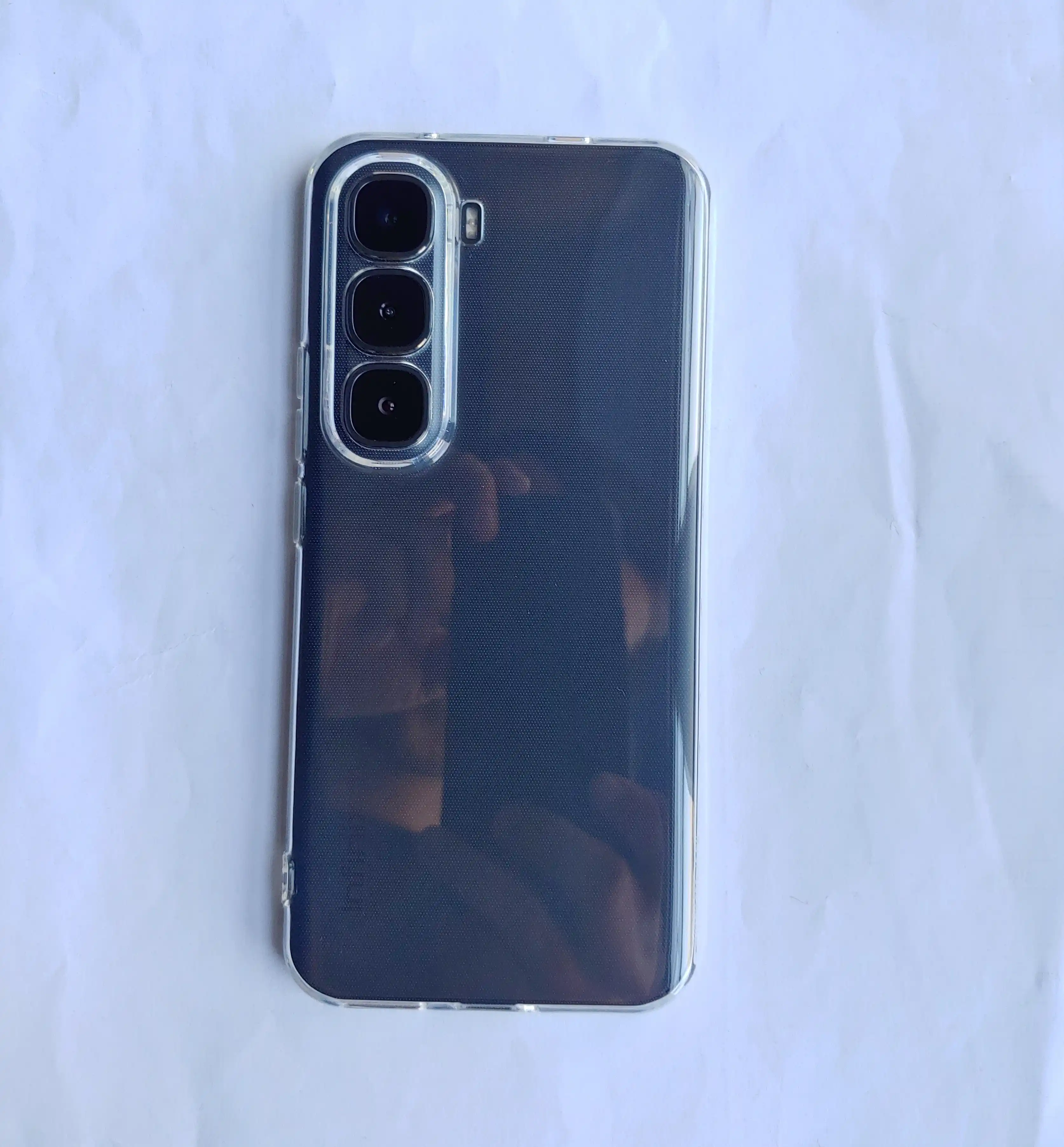 Infinix HOT 60 Pro Plus smartfoni uchun g'iloflar
