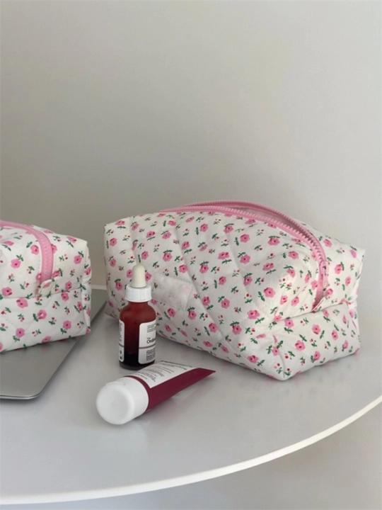 Kosmetikani saqlash uchun nozik va zamonaviy kosmetik sumka