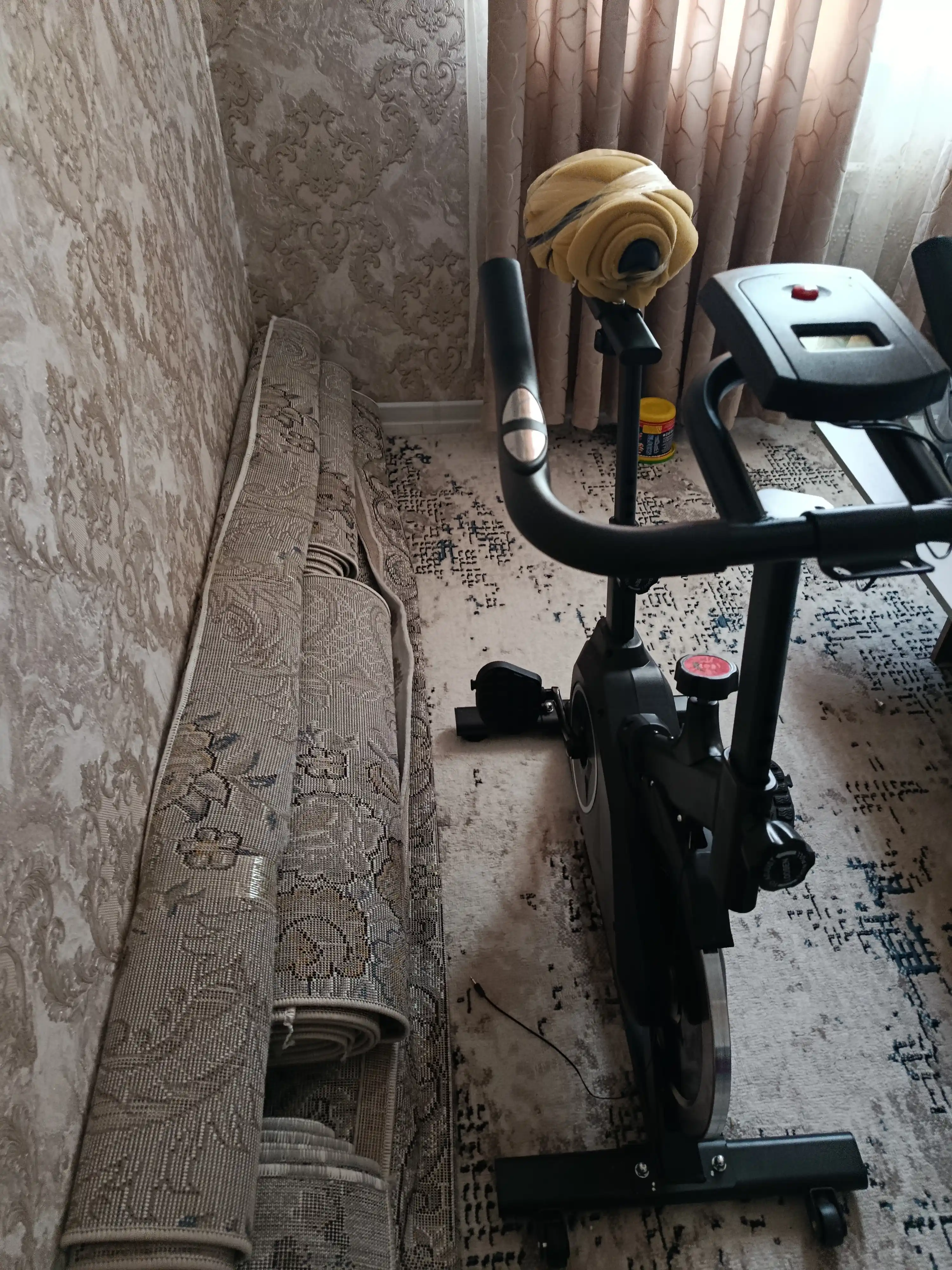 Uy va zal uchun velotrenajyor, mini, ixcham ES-01, 120 kg