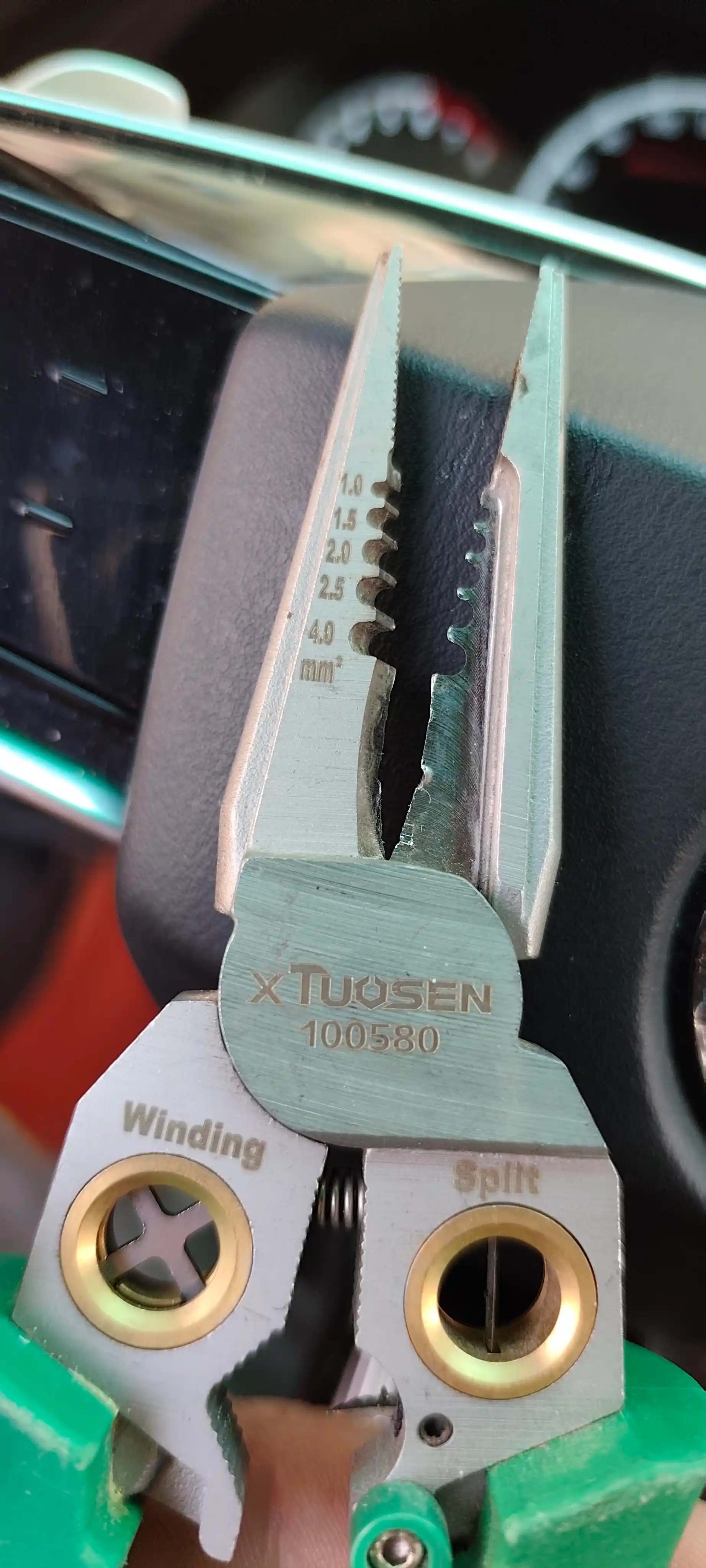 Пассатижи TUOSEN 100580, 8 в 1, с индикатором        