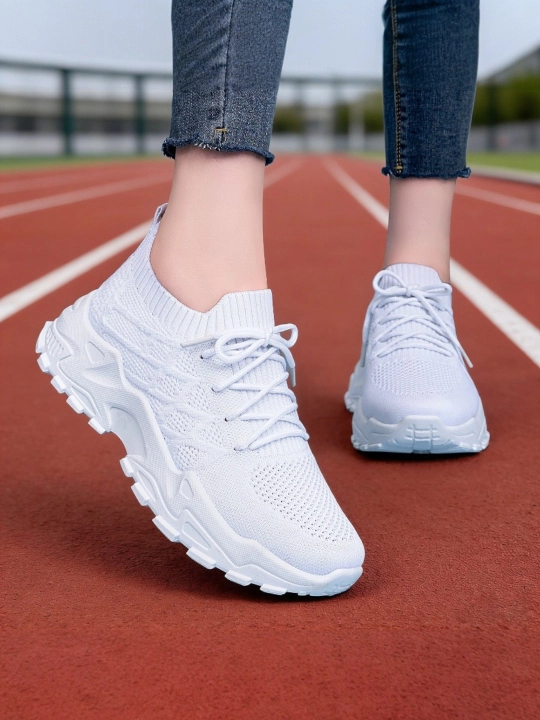 Ayollar yengil, havo o'tkazuvchi va qalin poshnali Zwalk AirWeave Flix slipon-kedalari