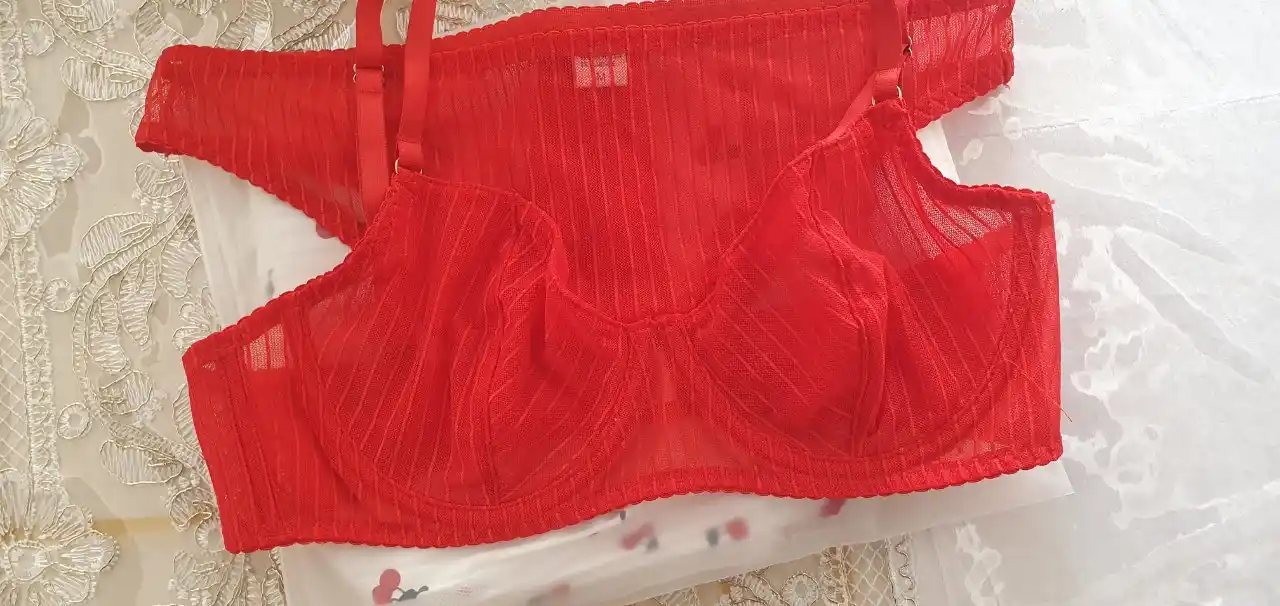 Ayollar ichki kiyimlar to`plami Kioko