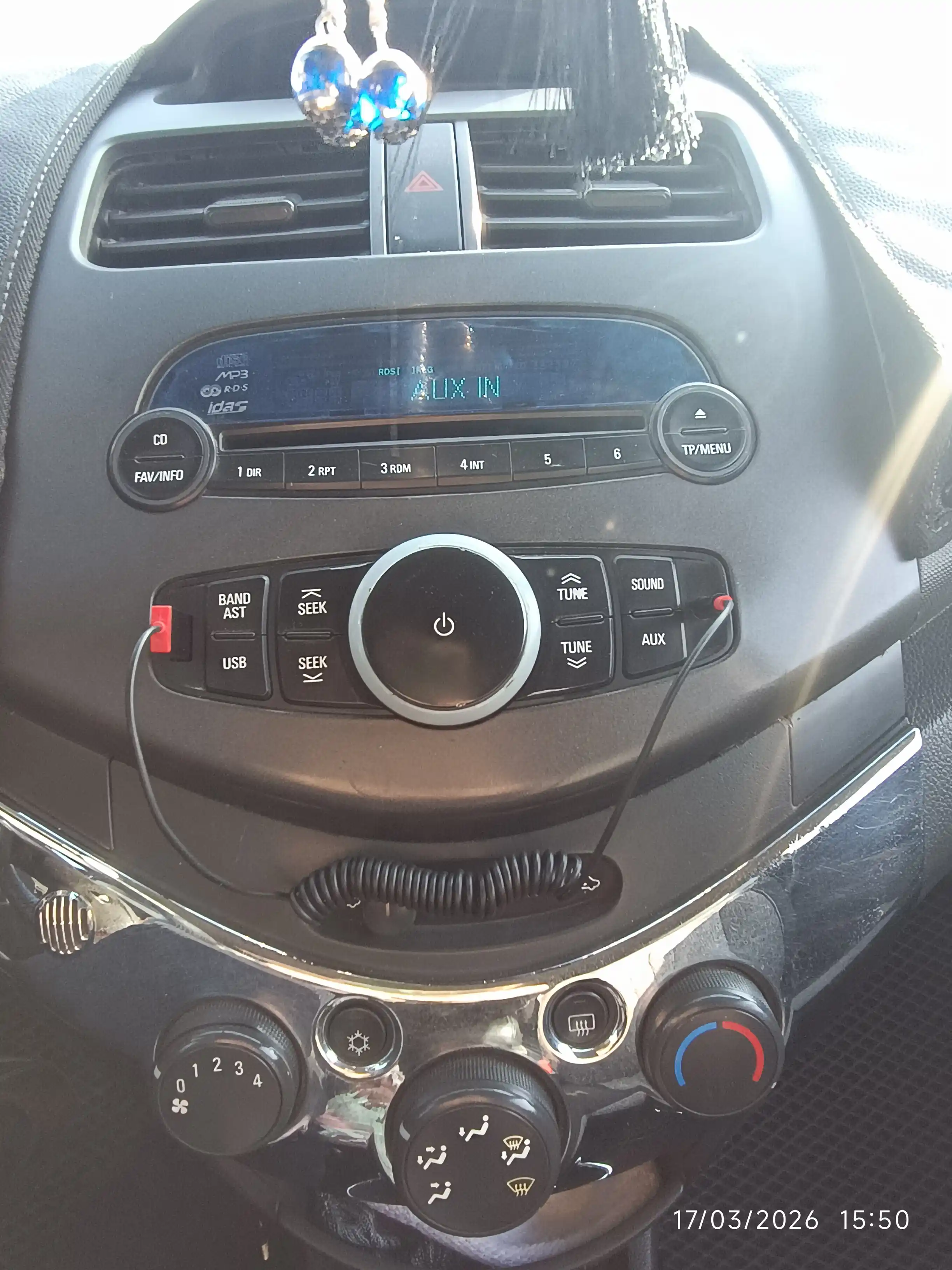 Bluetooth AUX/USB-адаптер для автомобиля, аудиоприёмник 3,5 мм
