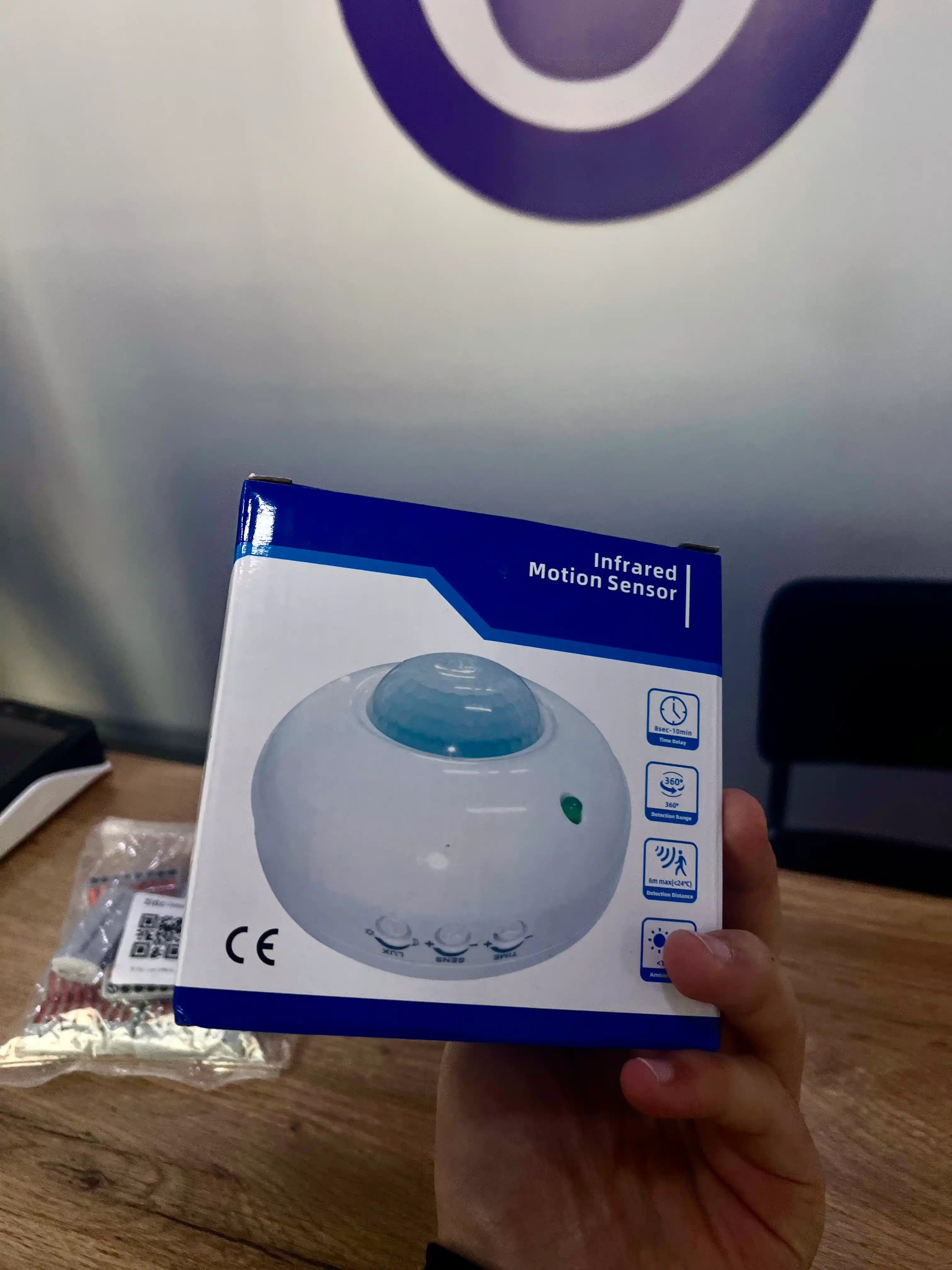 Датчик движения 360° 6м IP44 1200Вт потолочный, регулировка времени
