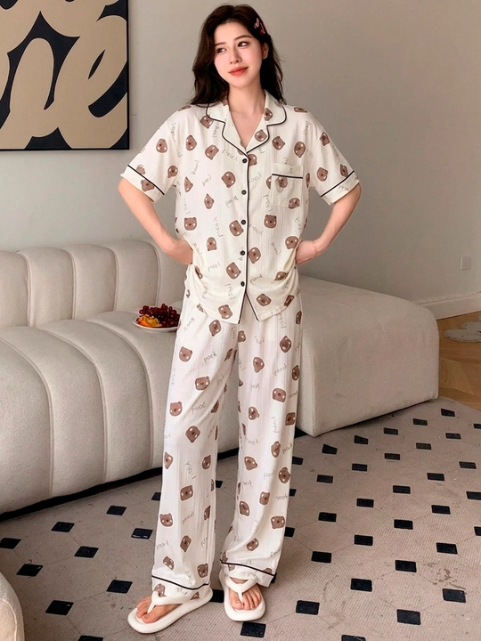 Ayollar pijamasi