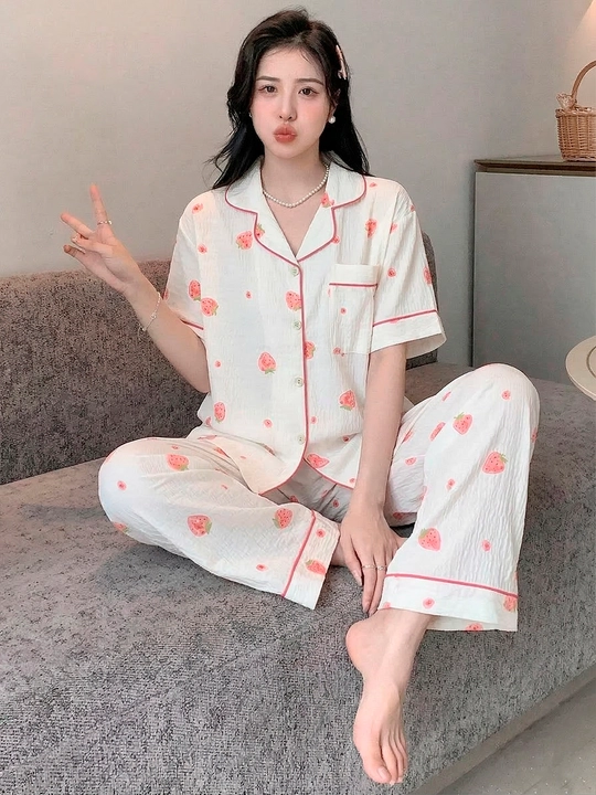 Ayollar pijamasi