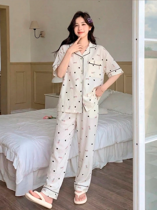 Ayollar pijamasi