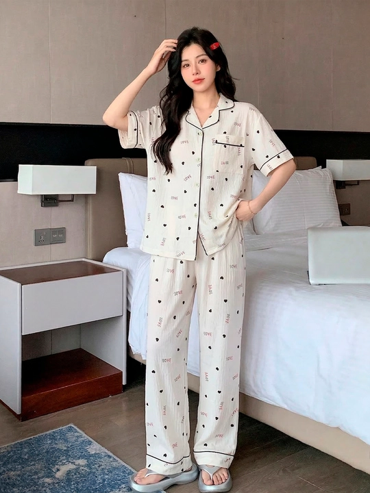 Ayollar pijamasi