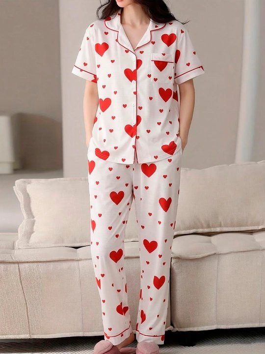 Ayollar pijamasi