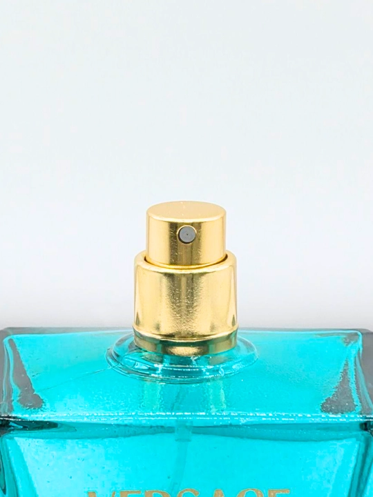 Versace Crystal Emerald ayollar uchun parfyum(Eau de Parfum)