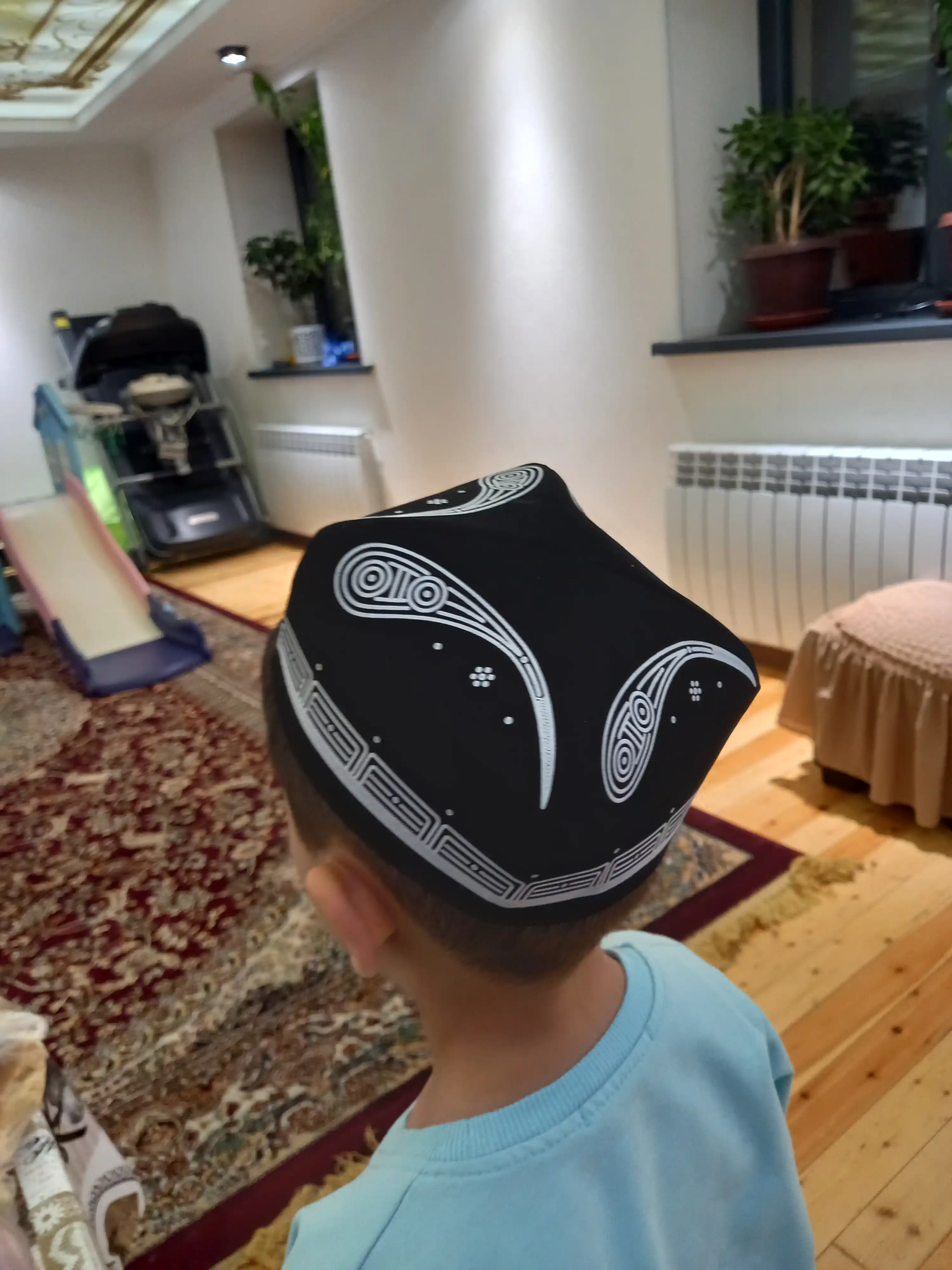 O'zbek milliy do‘ppilari, Marg'ilon nusxa, erkaklar va bolalar uchun 48/62 gacha mavjud
