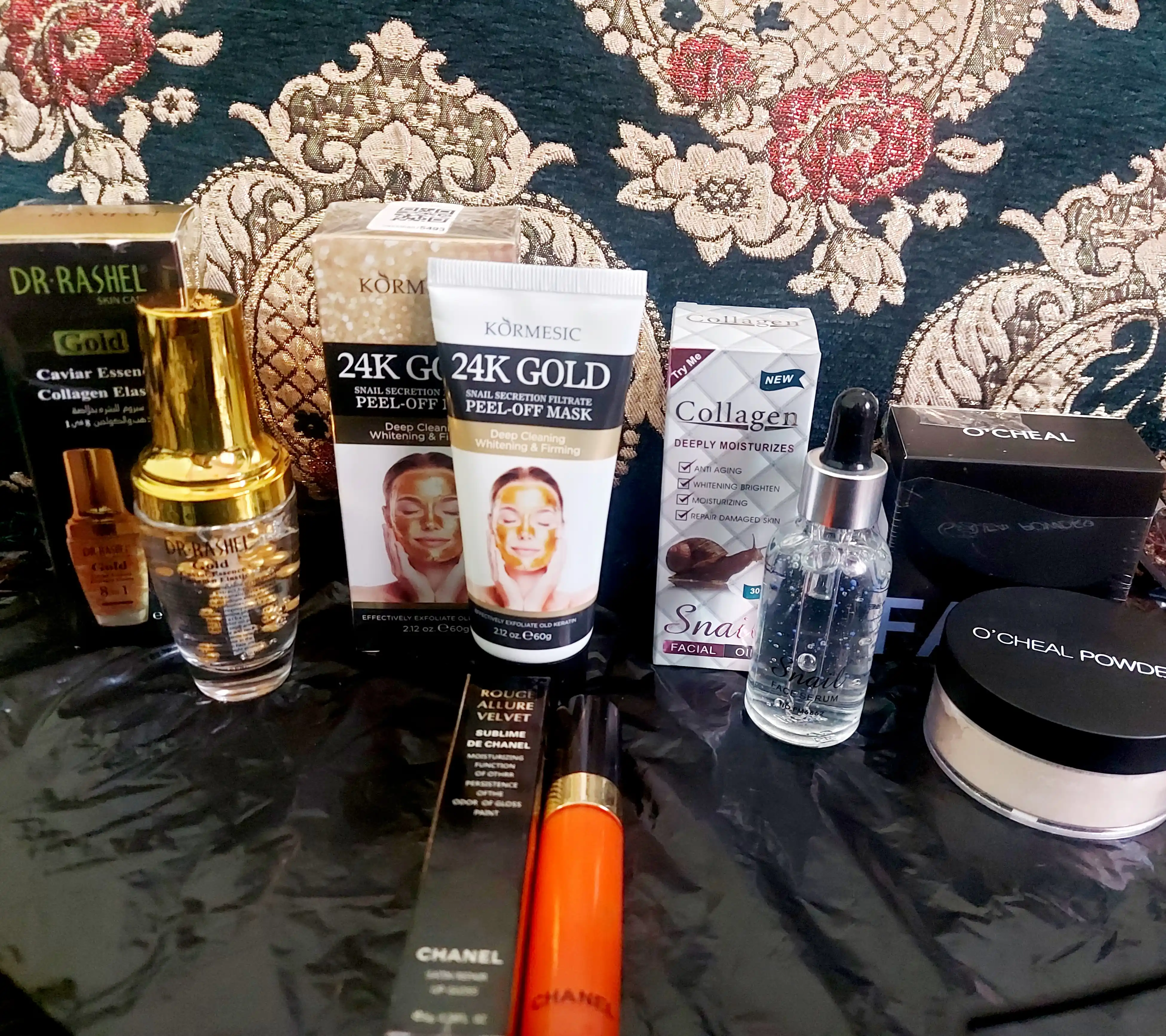 Ультра глянцевый блеск для губ Rouge Allure Velvet, жидкая помада, 8 г 