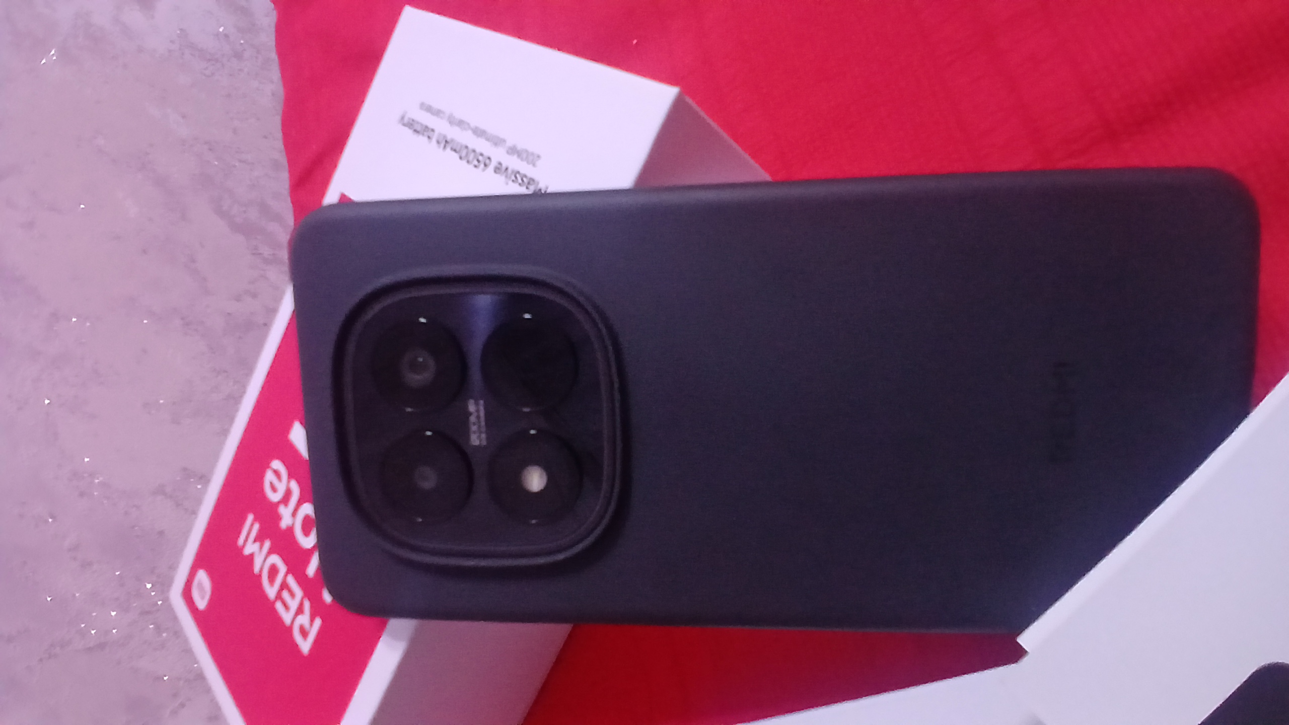 Redmi Note 15 Pro smartfon 120Hz AMOLED, 200MP kamera, 5000 mAh tez zaryad
