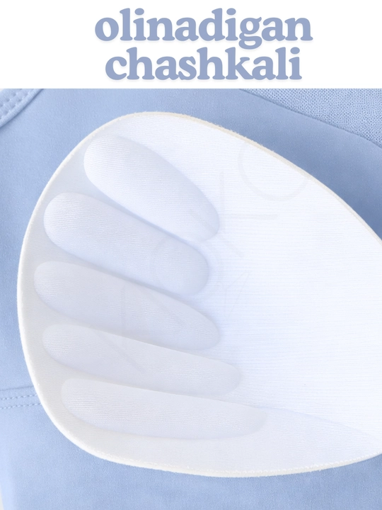 Ayollar sport topi Kioko. Olinadigan chashkali sport to'pi. Ayollar spor kiyimi
