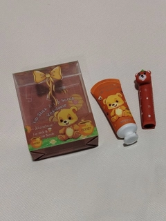 Коричневый