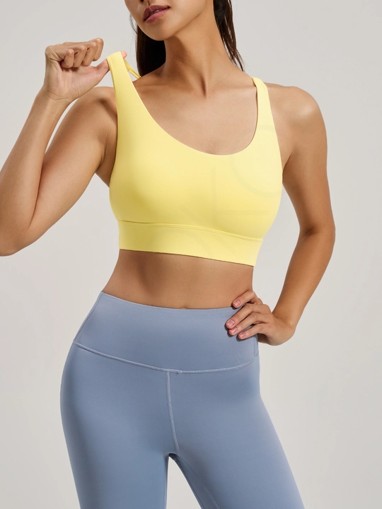 Ayollar sport topi Kioko, chashkali top, ayollar sport kiyimi
