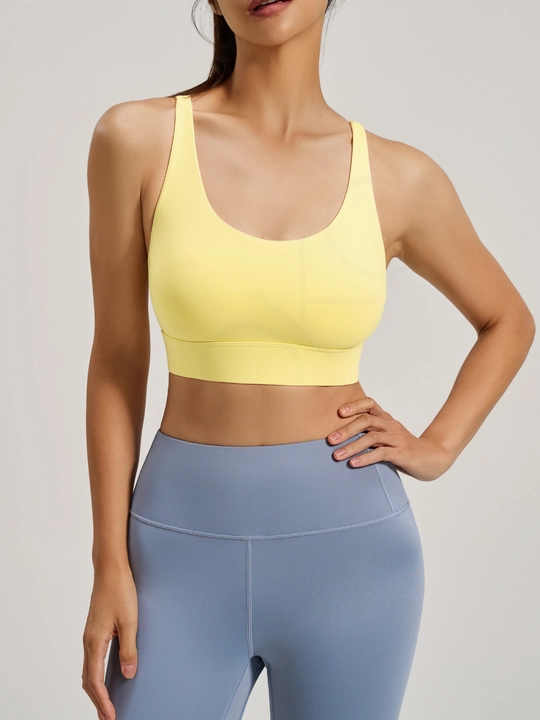 Ayollar sport topi Kioko, chashkali top, ayollar sport kiyimi