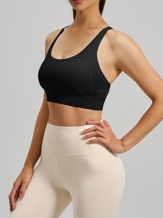 Ayollar sport topi Kioko, chashkali top, ayollar sport kiyimi