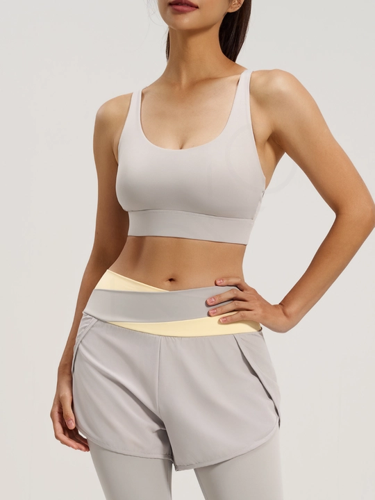 Ayollar sport topi Kioko, chashkali top, ayollar sport kiyimi