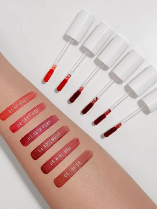 Lab bo‘yog‘i Lip Tint Aqua Gel Hyaluron Complex, gialuron bilan, 3.5 g, LUXVISAGE
