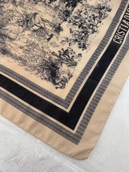 Christian Dior ro`mol o`lchami 100*100 paxta matosidan