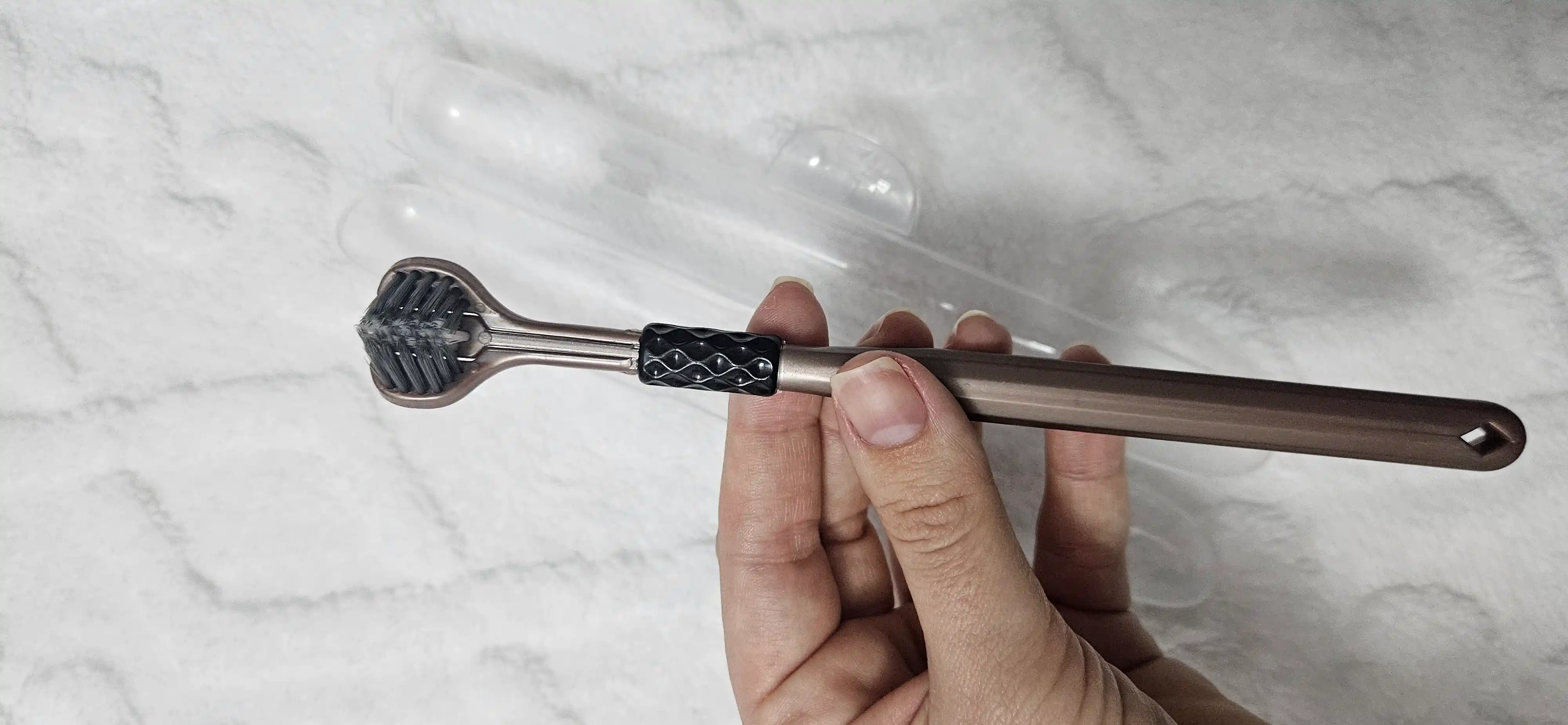 Tish cho'tkasi yangi avlod innovatsion uch tomonlama, 360 daraja 3x tezroq tozalash