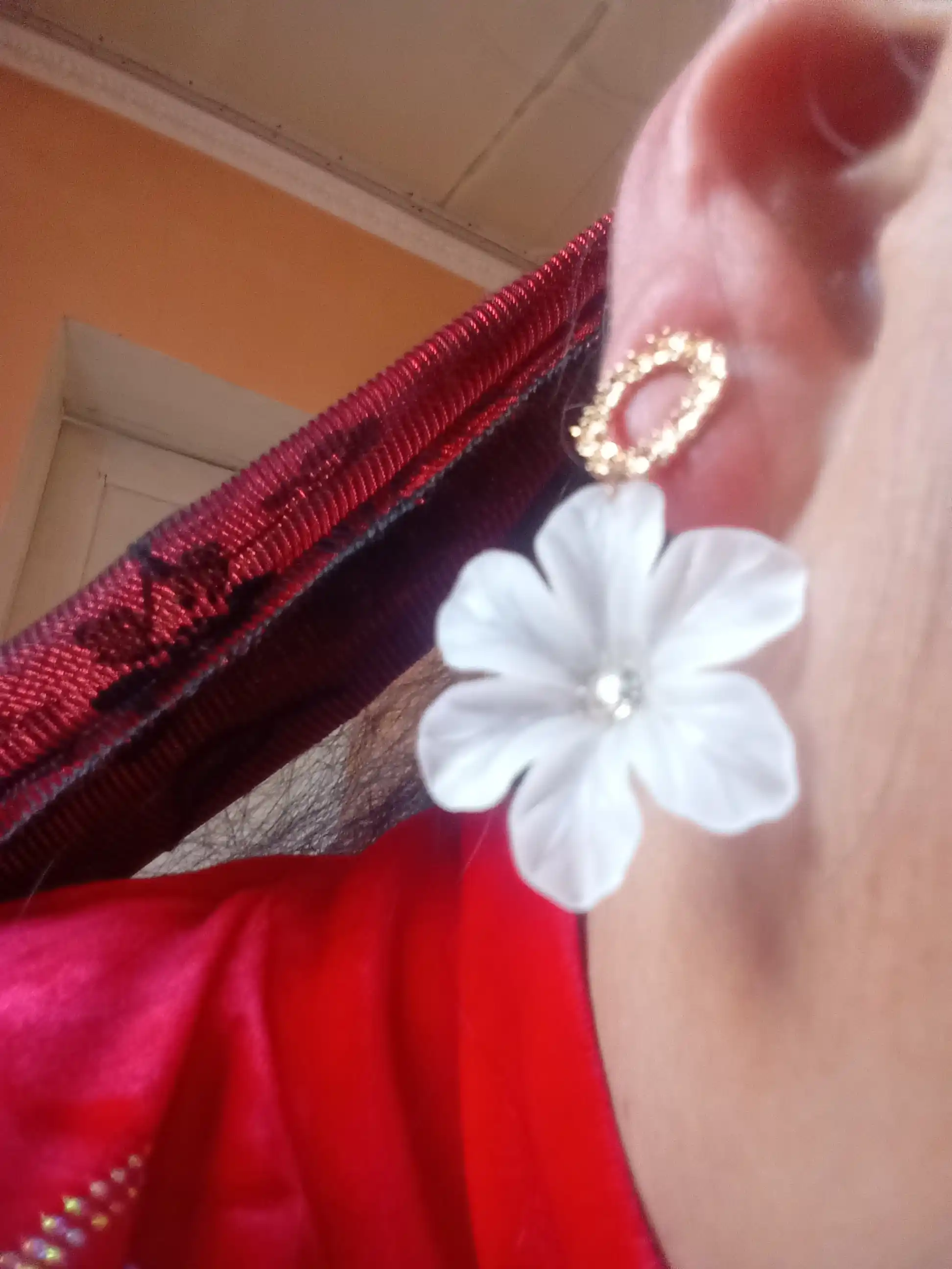 Серьги элегантные для женщин и девушек