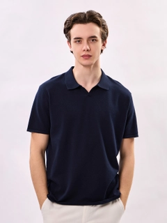 Синий